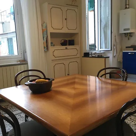 Apartamento Al Carmine - Ampio E Luminoso